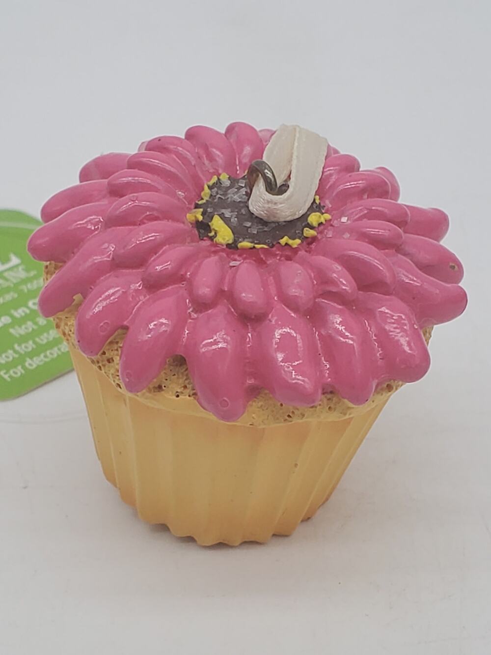 Ornament - Flowerly Cupcake